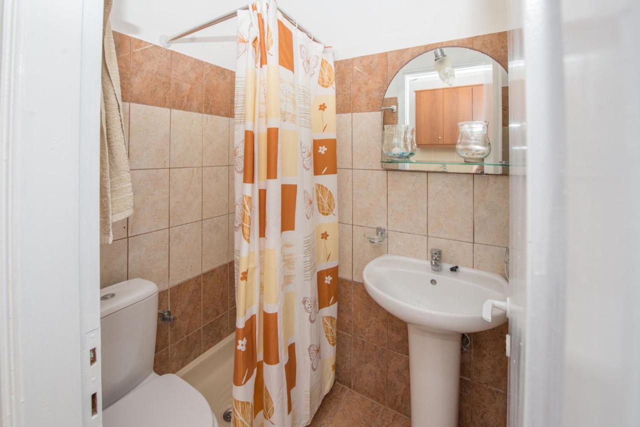 Spiros And Polyxeni Apartments Afión Екстериор снимка